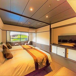 Standard Twin Room Non-Smoking